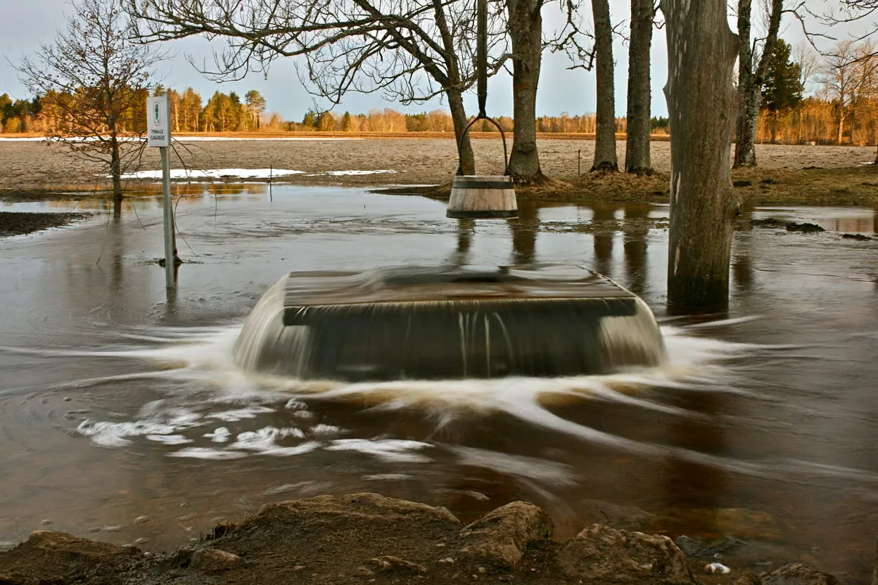 Tuhala Witch's Well (Tuhala Nõiakaev)